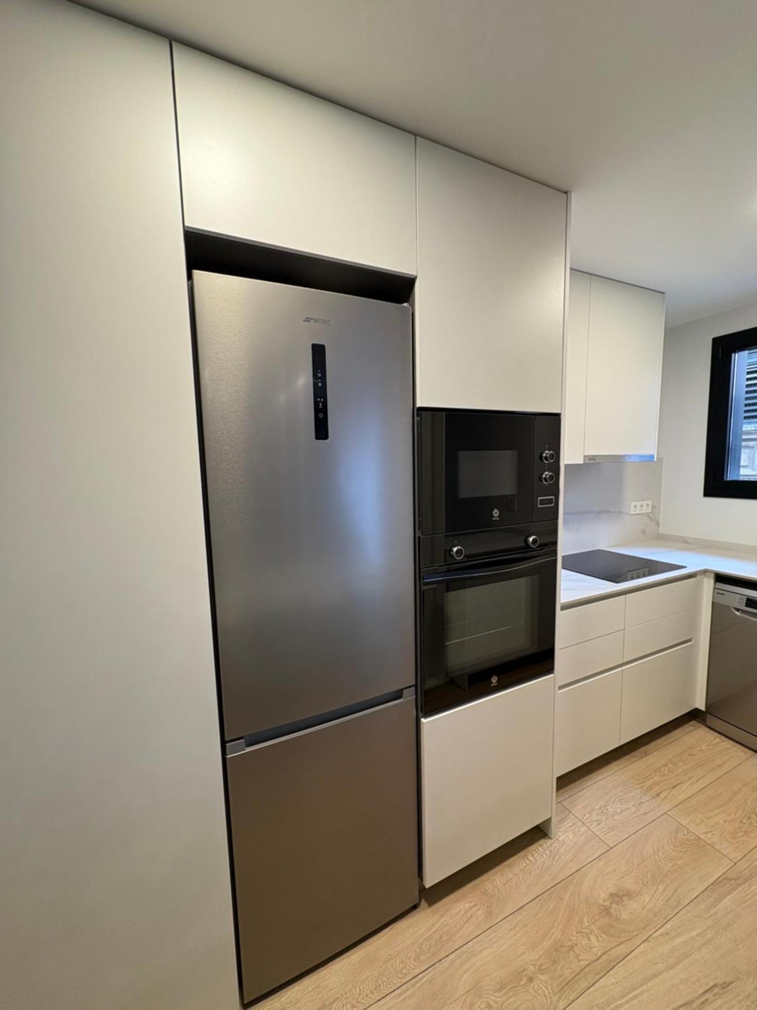 Reusia Apartaments Exteriör bild