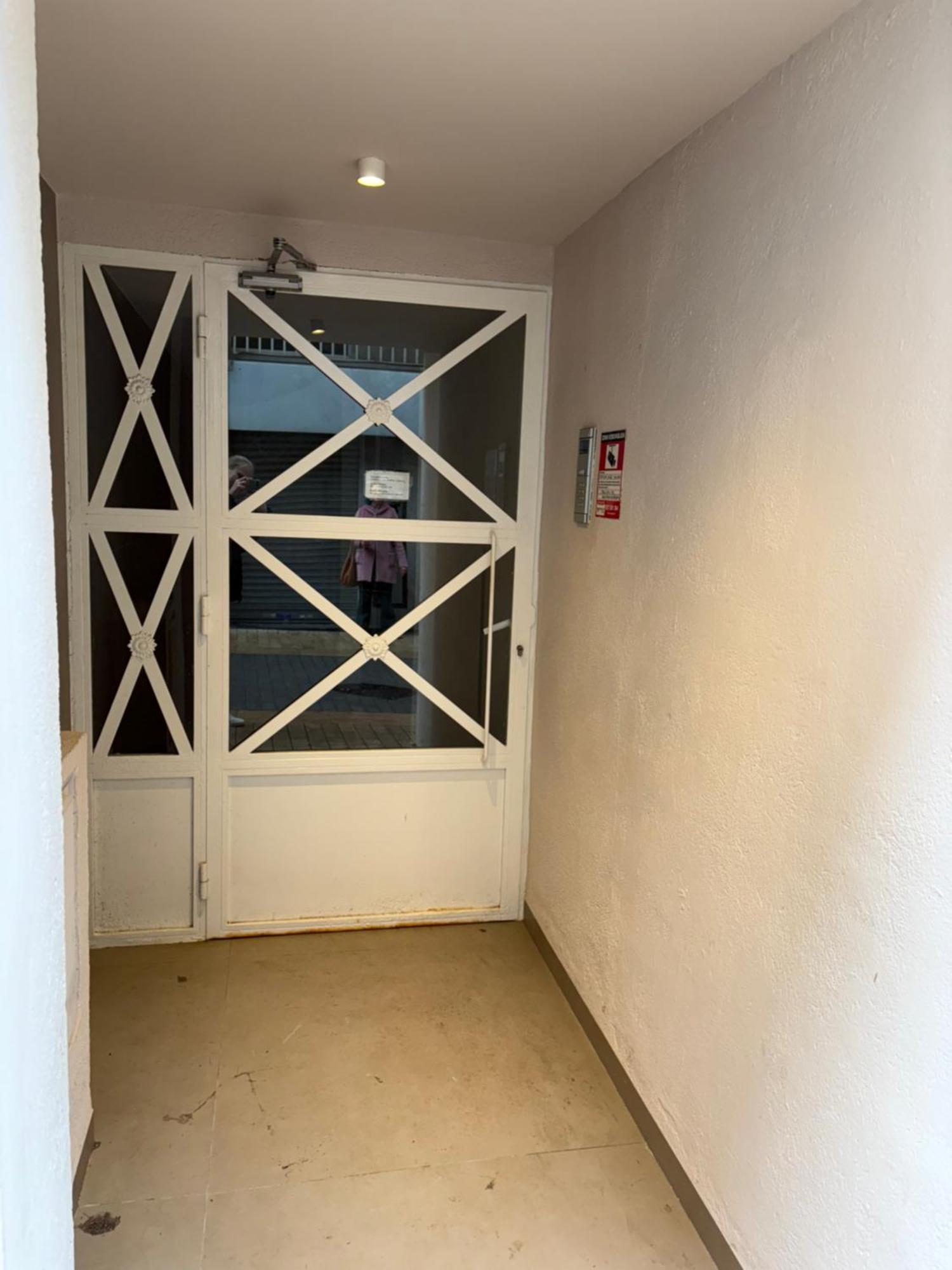 Reusia Apartaments Exteriör bild