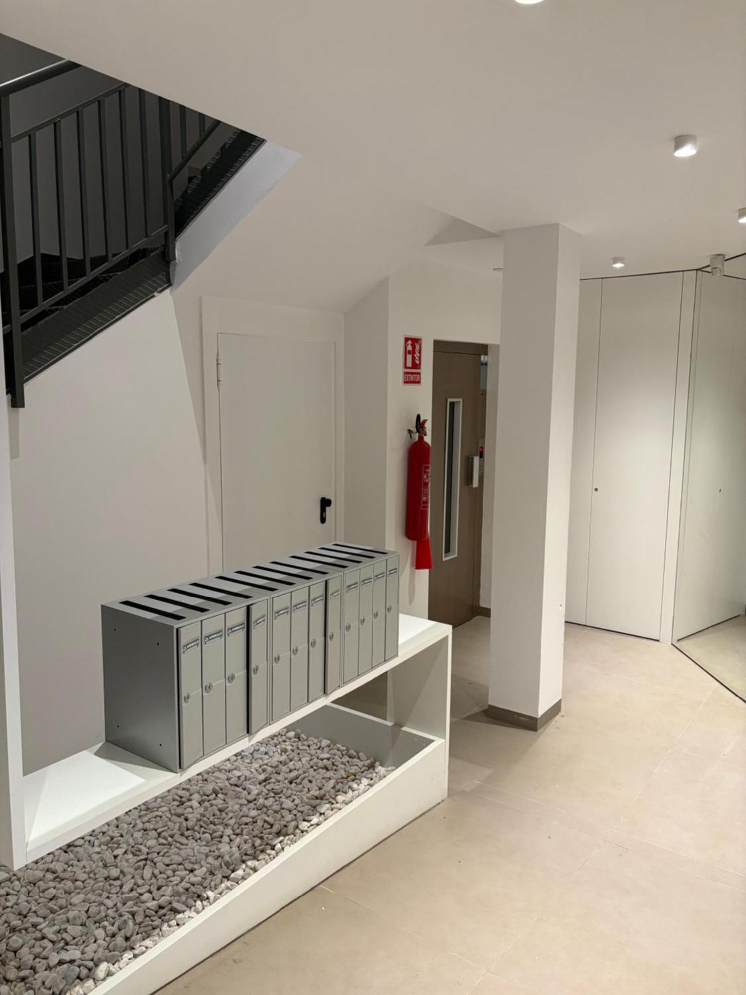 Reusia Apartaments Exteriör bild
